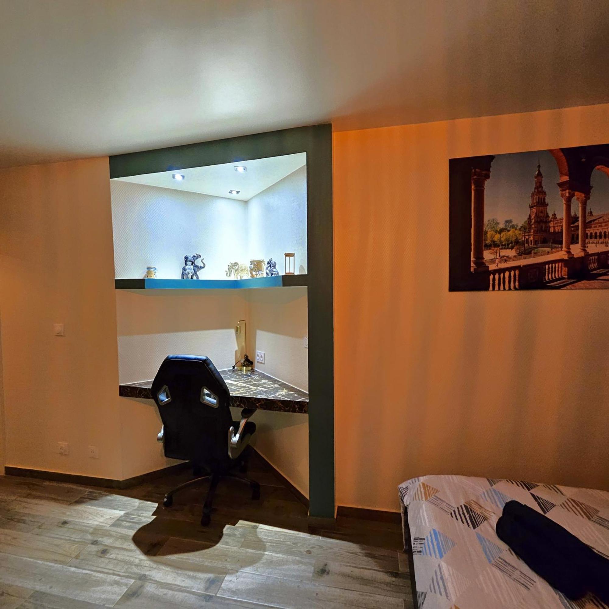 Studio Cosy Confort Moderne Vaulx-en-Velin ภายนอก รูปภาพ